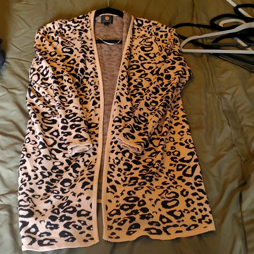 Leopard print cardigan L